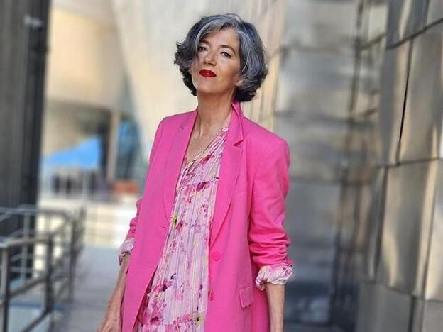 H&M tiene el vestido largo más bonito de la temporada que estiliza y te hará parecer más alta