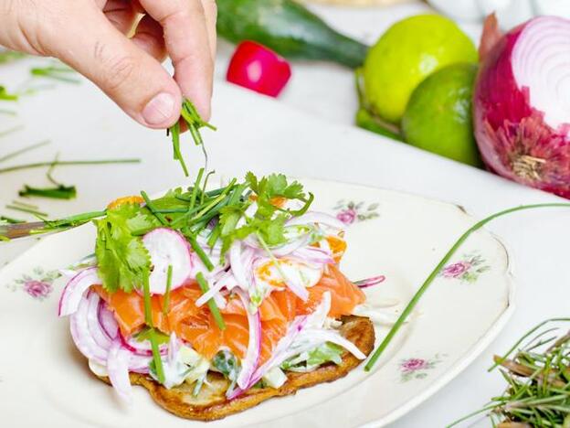 Hay que incluir en nuestra alimentacion algunas hierbas aromáticas. Pincha para poder ver alimentos que te pueden hacer ganar masa muscular.