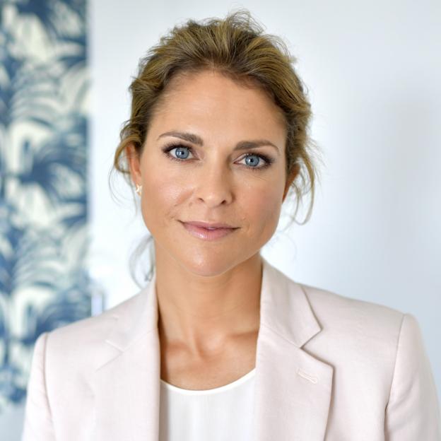 La tragedia que esconde el rey Carlos Gustavo de Suecia: traumas infantiles, infidelidades y la sombra del nazismo