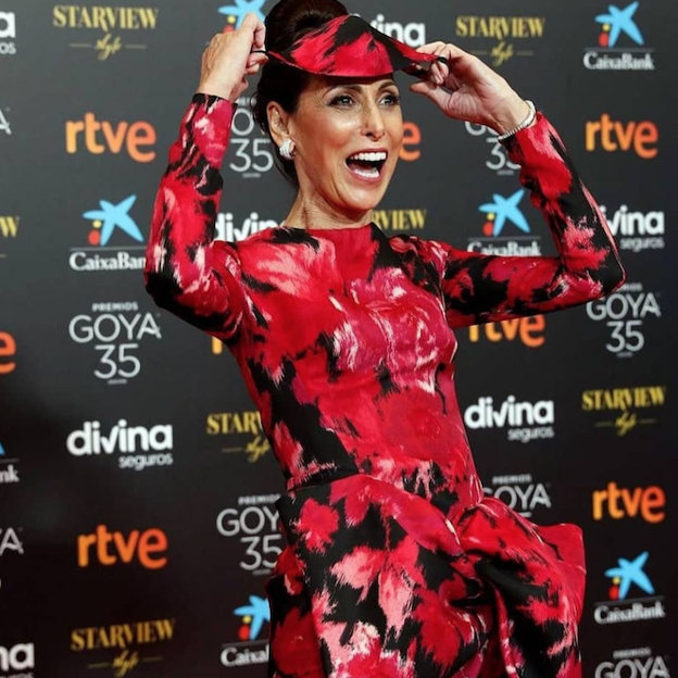 Seis ideas para looks de entretiempo que adoran las mujeres de más de 50 años y triunfan en el street style