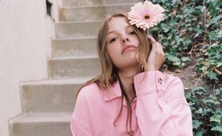 Cinco looks de verano de Zara que favorecen a las tallas grandes: a tope de estilo y con siluetas para todas las edades