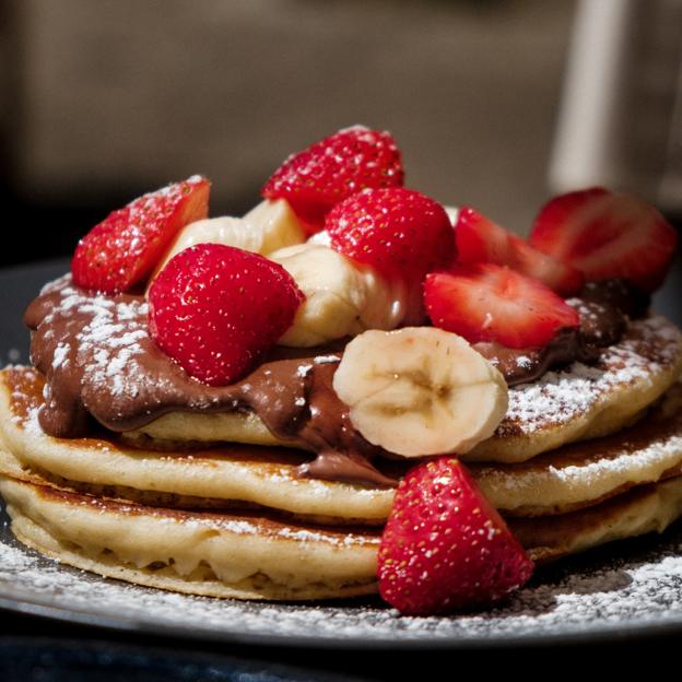 De los cereales a los zumos: siete alimentos clásicos que debes evitar en el desayuno