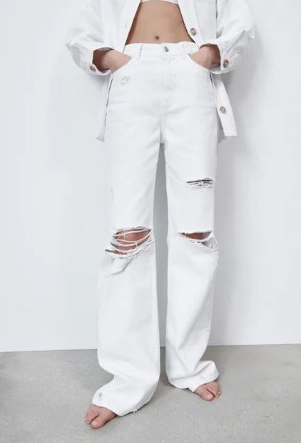 Los pantalones blancos de Zara de Victoria Federica.