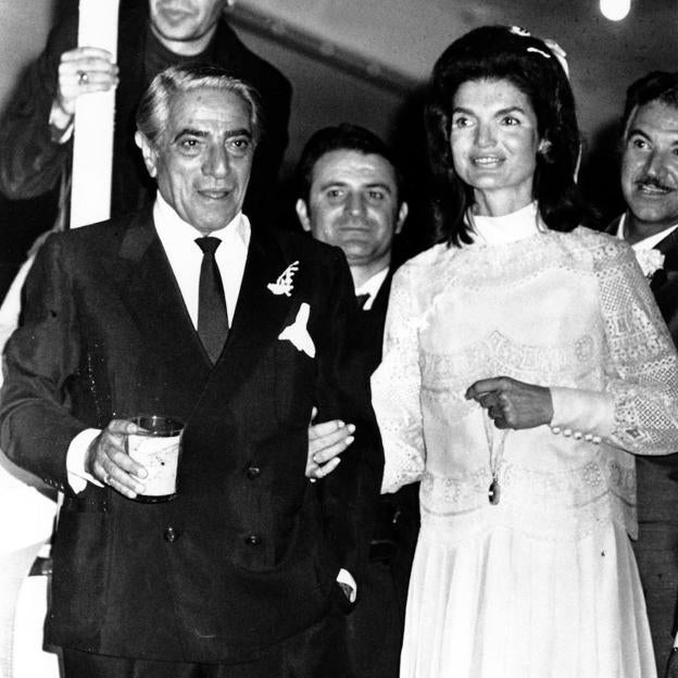 Pincha en la foto para ver los looks más 'top' de Jackie Kennedy Onassis