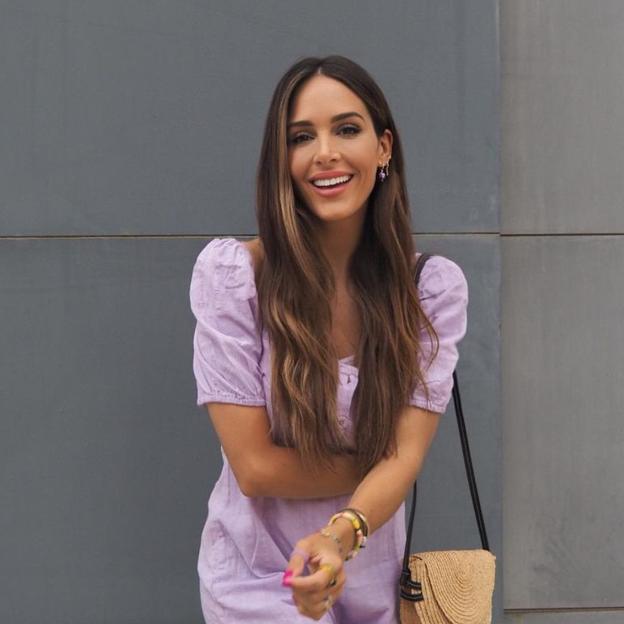 Tenemos nuevo look cómodo favorito para el verano y es este mono de Lefties tan fresquito y barato