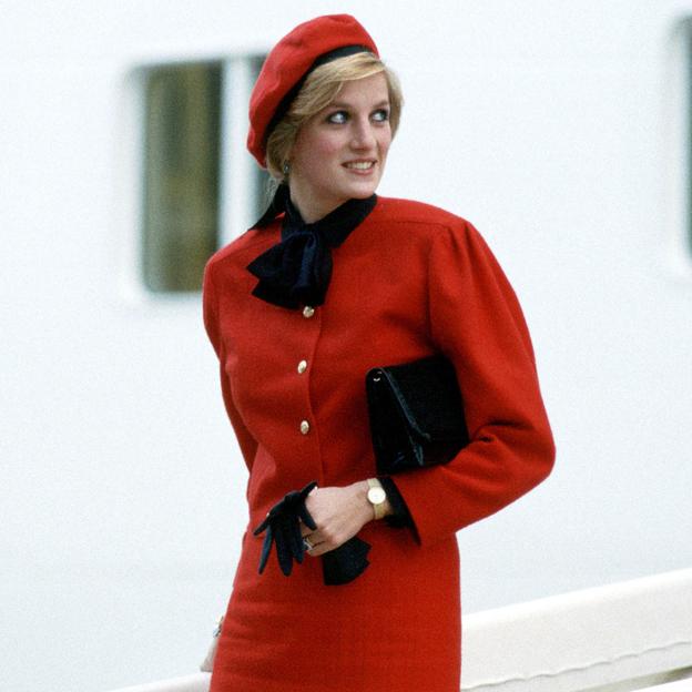 Todos los momentos que hicieron de Diana un icono absoluto de moda que todavía hoy nos inspira