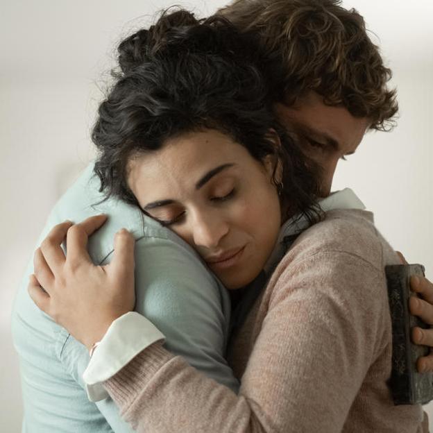 Muere el actor francés Alain Delon a los 88 años: adiós a uno de los grandes mitos del cine europeo del siglo XX