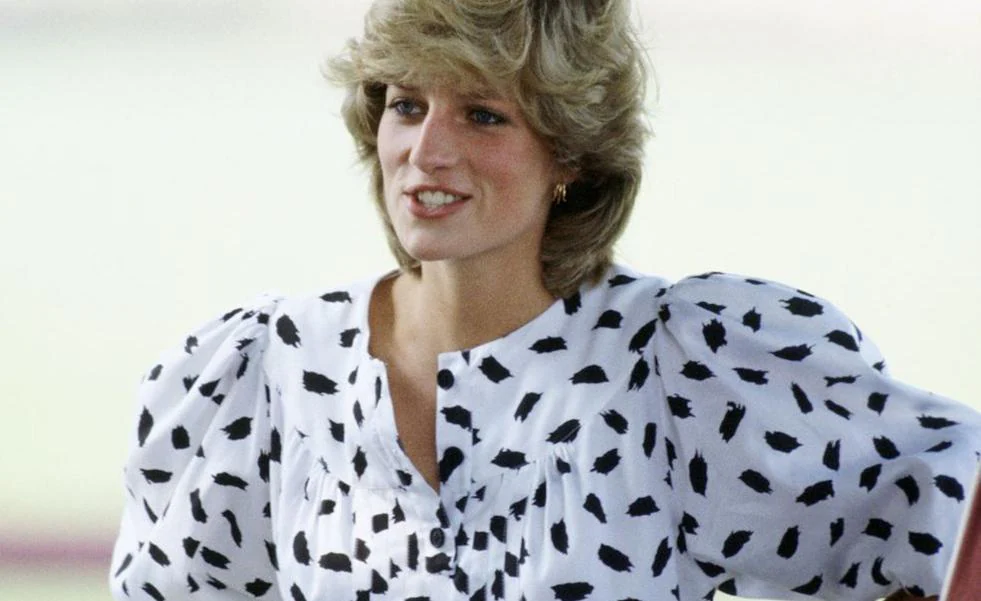 Todos los momentos que hicieron de Diana un icono absoluto de moda que todavía hoy nos inspira