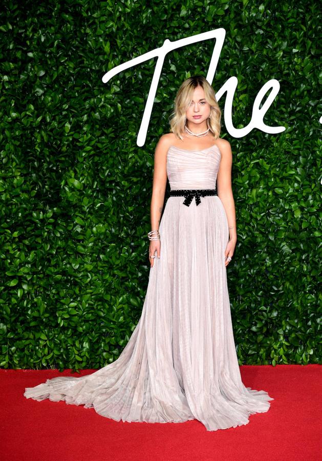 De Olympia de Grecia a Sassa de Osma: las royals mejor vestidas (y con los vestuarios de lujo más envidiables)