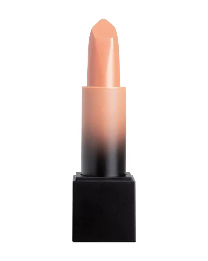 Los mejores labiales nude: Huda Beauty Power Bullet Cream Glow