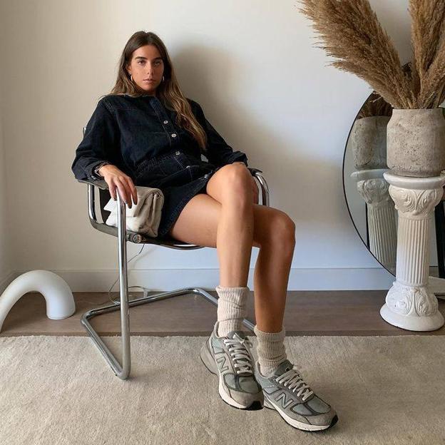 Esta marca de deportivas es la favorita de famosas e influencers (y va a ser la solución para todos tus estilismos)