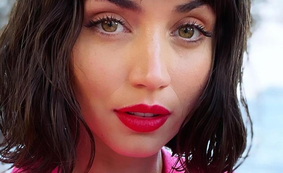 ¡Adiós a las arrugas, bolsas y ojeras! Este es el potente contorno de ojos que usa Ana de Armas