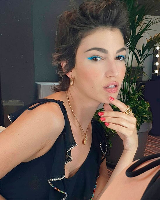 Úrsula Corbero lleva la sombra de ojos más espectacular del verano (y sabemos cómo copiarla)