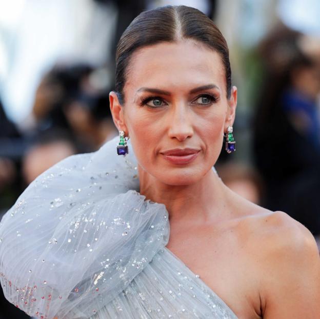 De Nieves Álvarez a Ester Expósito: Tres trucos de maquillaje fáciles y rápidos que hemos visto en la alfombra roja de Cannes (y que vas a querer copiar)