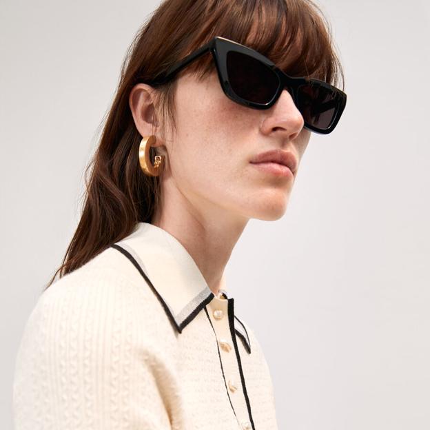 Las fans de los jerséis de punto fino con cuello polo tienen un nuevo favorito para añadir a su armario