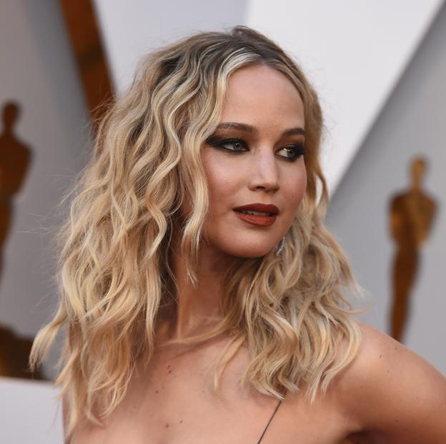 Estos son los cortes de pelo a capas que más favorecen (y rejuvenecen) según la forma de la cara que tengas