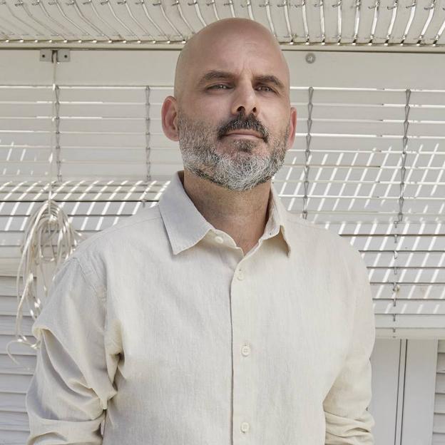 Hablamos con el filósofo José Carlos Ruiz: «Hemos aprendido a jerarquizar de nuevo la vida. Y esa es una lección muy valiosa para el siglo XXI»