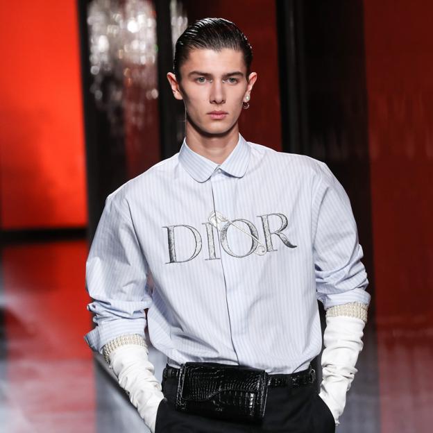 Nicolás de Dinamarca, el príncipe modelo de Dior que vive con su novia (sin estar casado) y se va a mudar a París