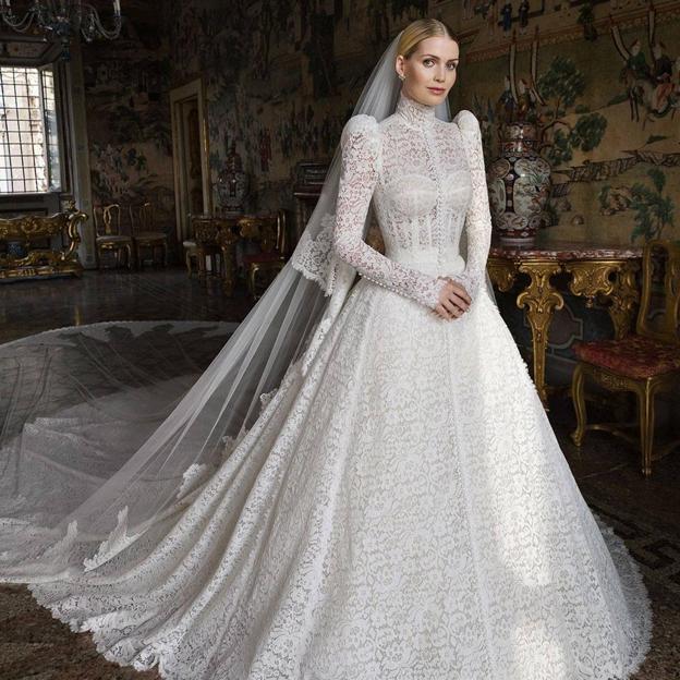 Sembrar Testificar escándalo Siete vestidos de Dolce & Gabbana y un palazzo italiano: así ha sido la  fastuosa boda de cuento de Kitty Spencer | Mujer Hoy