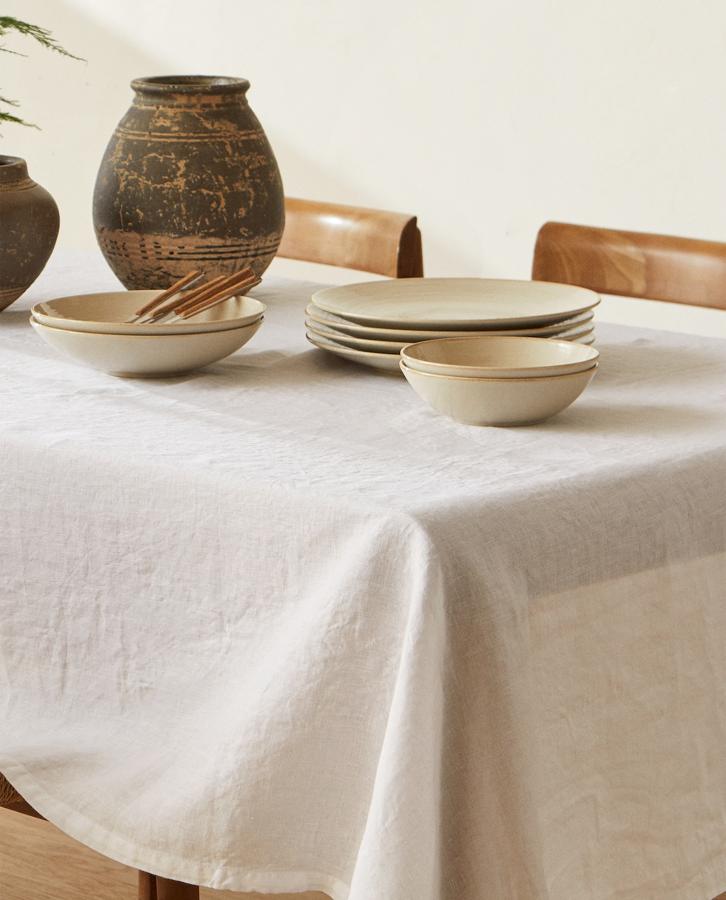 Copia la decoracion de la casa de Tamara Falcó y aprende a poner la mesa de verano como ella con los detalles de Zara Home