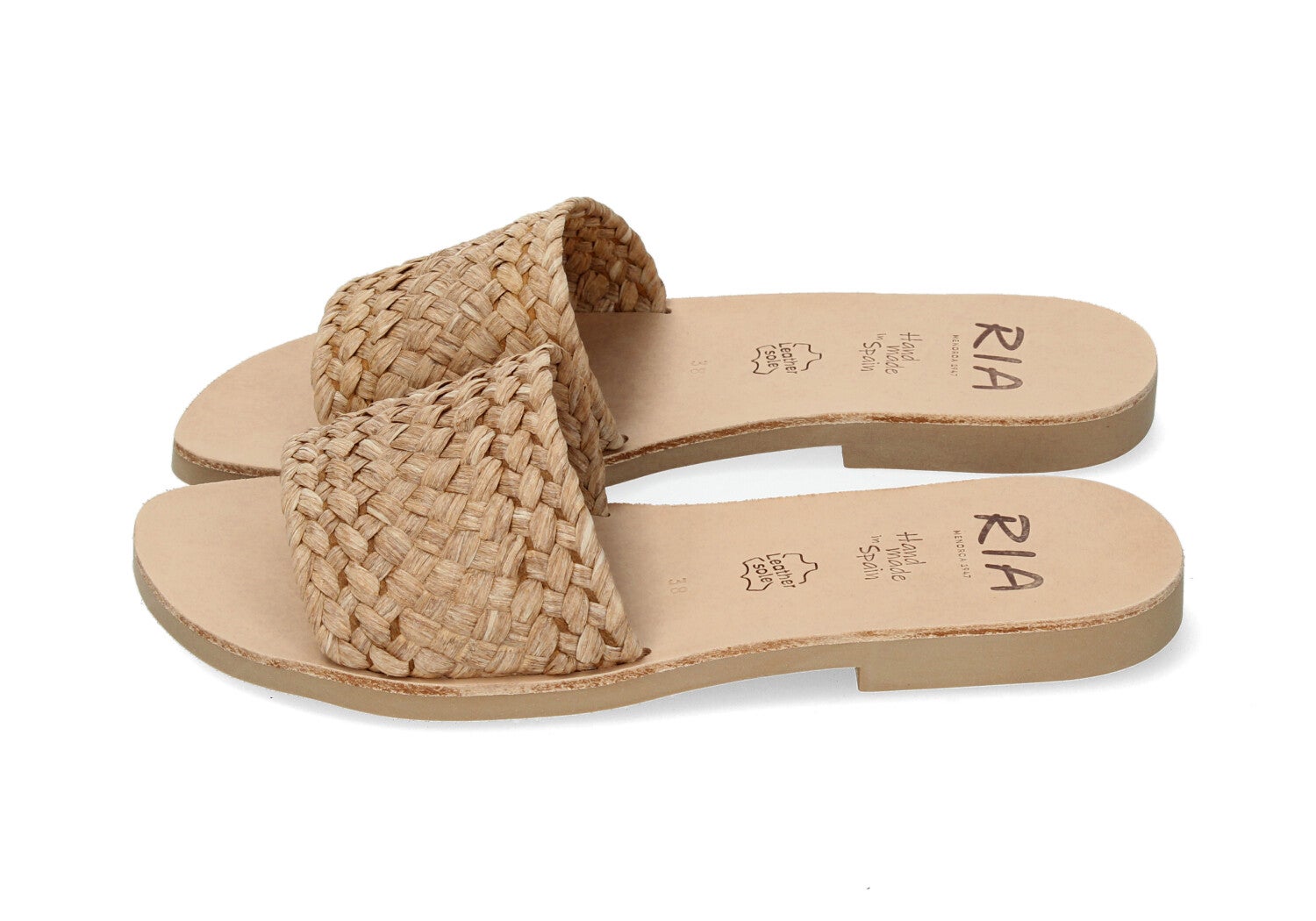 Sandalias planas que quedan genial y combinan con tus vestidos lenceros