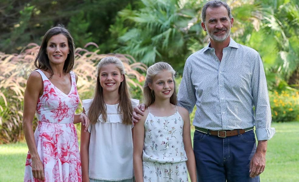 Así va a ser el verano más triste de los reyes en Mallorca: luto por la muerte de la abuela de la reina Letizia y huida inminente de la princesa Leonor a Gales