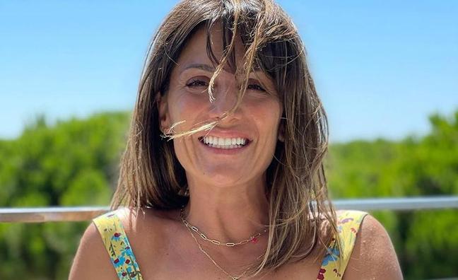 El vestido de Zara de Nagore Robles perfecto para arrasar: largo, con escote favorecedor y un estampado ideal