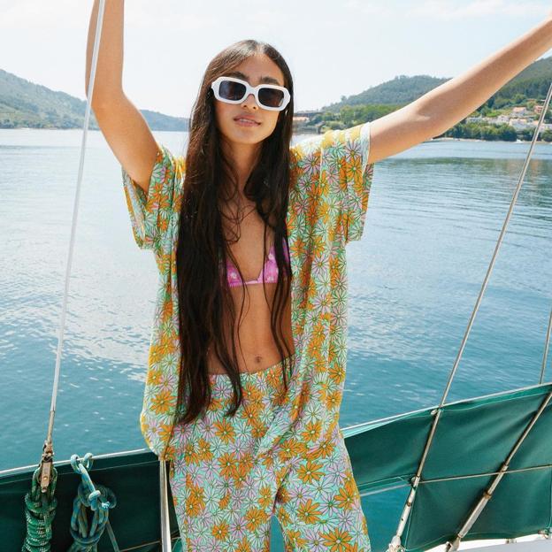 Las camisas también son para el verano, y hemos encontrado las que mejor sientan y combinan con todo por menos de 30 euros