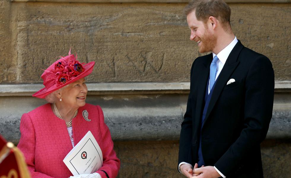 Quién es J.R. Moehringer, el hombre que más teme la reina Isabel II (porque está escribiendo las memorias de Enrique de Sussex)