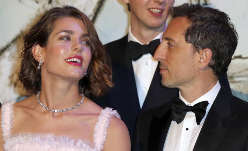 Carlota Casiraghi y Gad Elmaleh, el amor con el que la hija de Carolina de Mónaco revivió todos los tópicos de los romances Grimaldi: diferencia de edad, de status y mucho escándalo