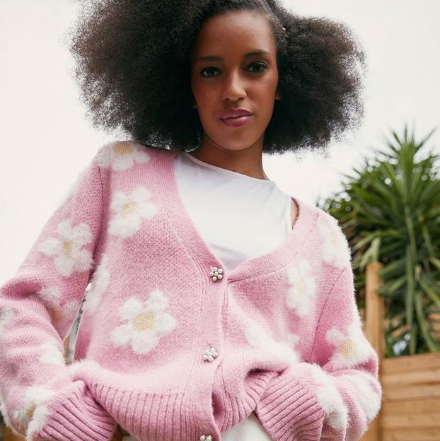 Esta chaqueta de punto de Primark es la solución perfecta (y barata) para tus looks de entretiempo y los veranos en el norte