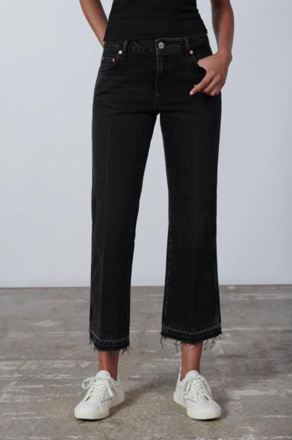 Jeans negros: la versión más favorecedora de nuestra prenda favorita es el comodín de estilo que necesita tu armario