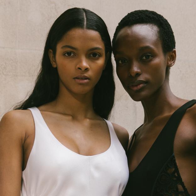 Este es el secreto del que todo el mundo habla para que puedas lucir una piel sin brillos todo el año