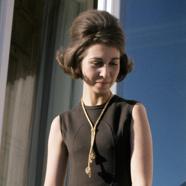 Miguel de Grecia, el tío de la reina Sofía que se convirtió en el príncipe escritor: huérfano, amante de la historia y amiguísimo de la emérita