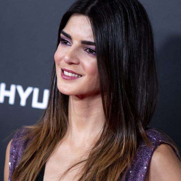 Clara Lago en 2019 con su color de pelo natural.