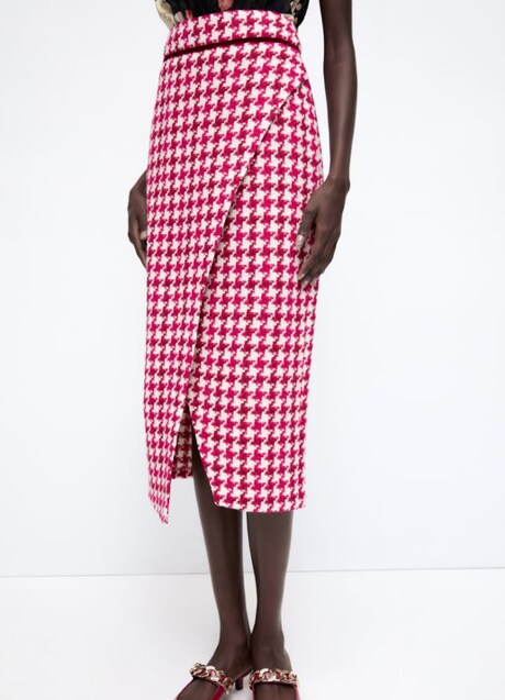 La falda midi la que te vas a enamorar este ha llegado: la tienen Vicky Martin Berrocal y Zara | Mujer Hoy