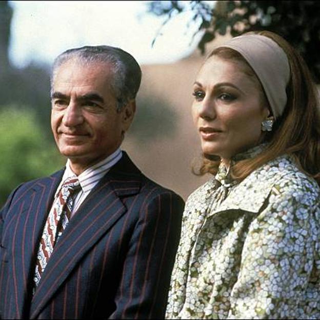 El triste destino de Narriman Sadek, la última reina de Egipto: una boda extravagante, un marido infiel y un amargo exilio