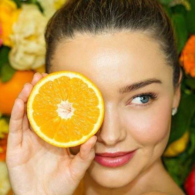 La importancia de usar vitamina C como activo antiedad: estos son los  mejores sérums recomendados por farmacéuticas | Mujer Hoy