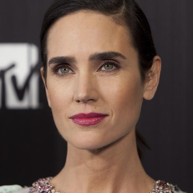 Esta es la brocha para colorete que necesitas si quieres conseguir un maquillaje efecto sun kissed este verano