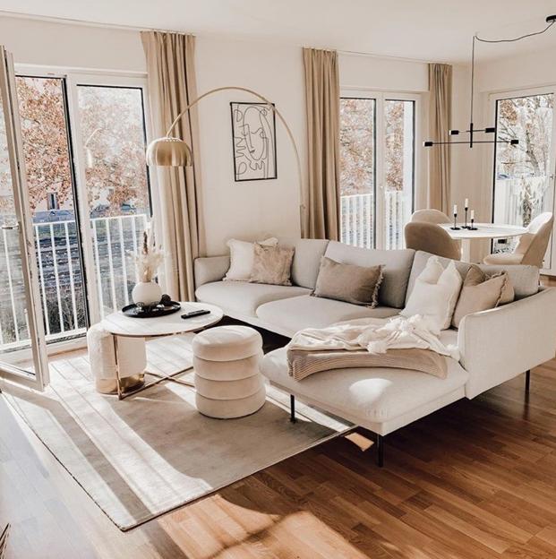 Entramos en la casa de Abe the Ape, el ilustrador del momento, y queremos copiar la increíble decoración ecléctica de su pequeño piso en Madrid