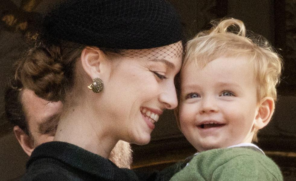 Así se ha convertido Beatrice Borromeo, nuera de Carolina de Mónaco, en la royal más elegante del mundo, según los expertos (y el medio británico que más sabe de aristocracia y monarquías europeas)