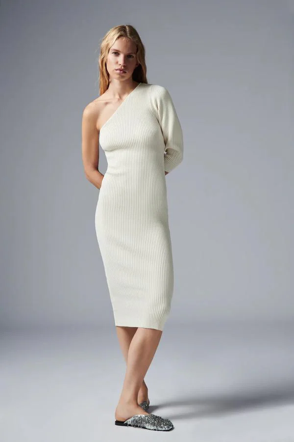 cortos, Zara nos propone los 14 vestidos de punto más bonitos y favorecedores con los este otoño | Mujer Hoy