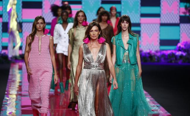 Los mejores looks de los desfiles de la Fashion Week de Madrid: tendencias, colores y tejidos que se llevarán la próxima temporada
