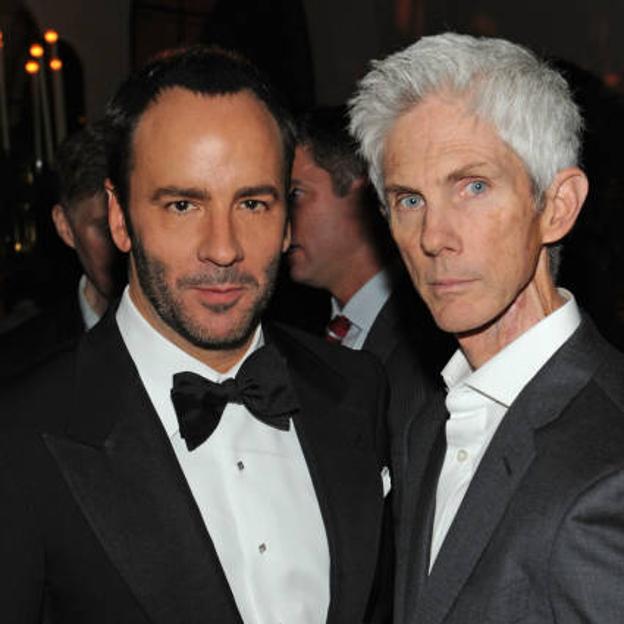 Muere el marido de Tom Ford, Richard Buckley, a los 72 años, tras una larga enfermedad: llevaban más de tres décadas juntos y el diseñador lo consideraba el gran amor de su vida