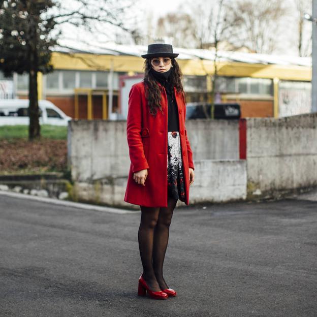 Tenemos que hablar de estos tres abrigos de colores: tienen descuento, rejuvenecen y son perfectos para la ola de frío