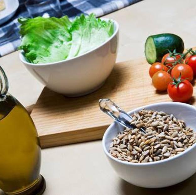 El placer (no culpable) de las pipas de girasol: no solo calman tus nervios, sino que son buenas para el corazón, la inflamación y la diabetes