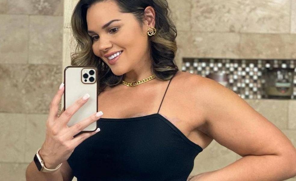 Tres tops negros para chicas curvy que cuestan menos de 20 euros y con los que conseguirás un look elegante y muy favorecedor