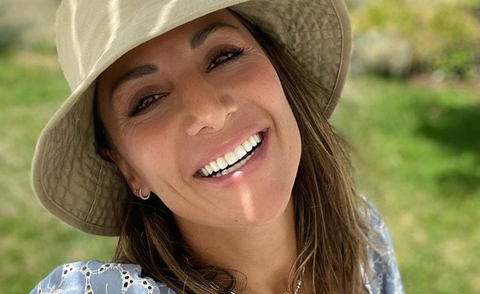 El vestido de flores más bonito es este de Zara con el que ha triunfado Nagore Robles en televisión y por el que todo el mundo pregunta