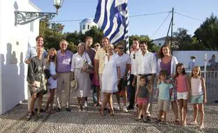 Quién es quién en la familia real griega que se ha reunido este fin de semana en Atenas en la boda de Felipe de Grecia y Nina Flohr