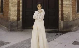 Vestidos de novia a medida y hechos en España: el capricho que te mereces para tu boda de otoño-invierno